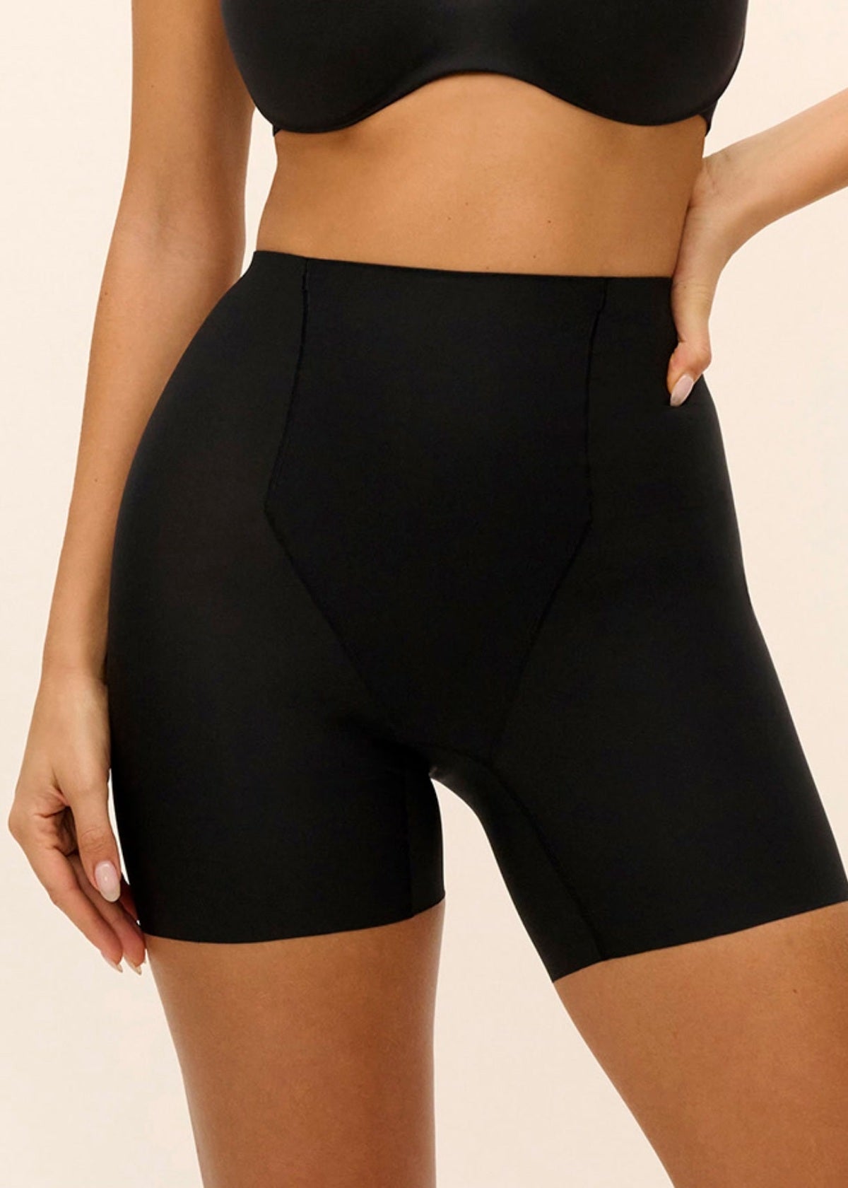 Wacoal flawless shaping short