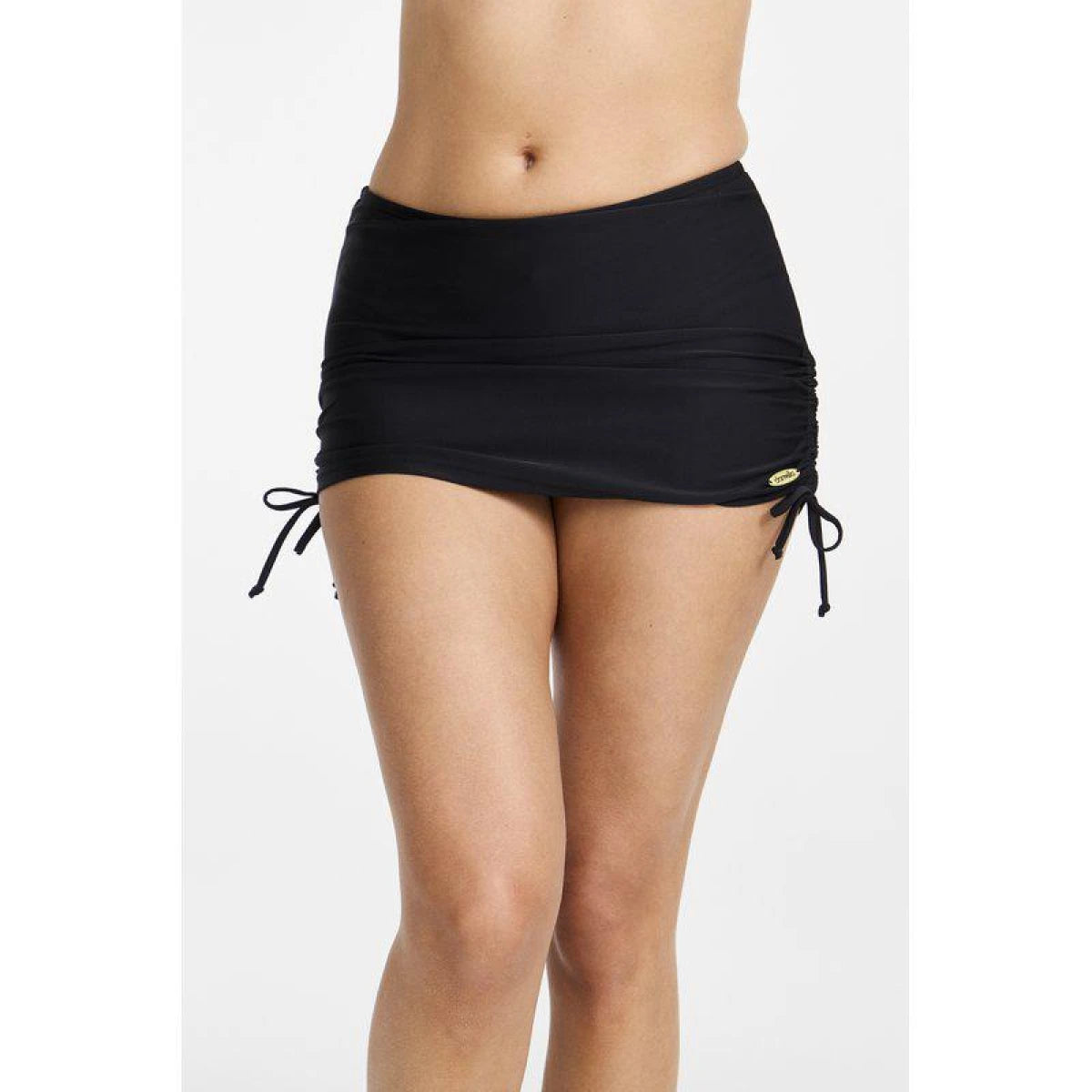 Short við trussi undir og lissum á síðuni DIANE