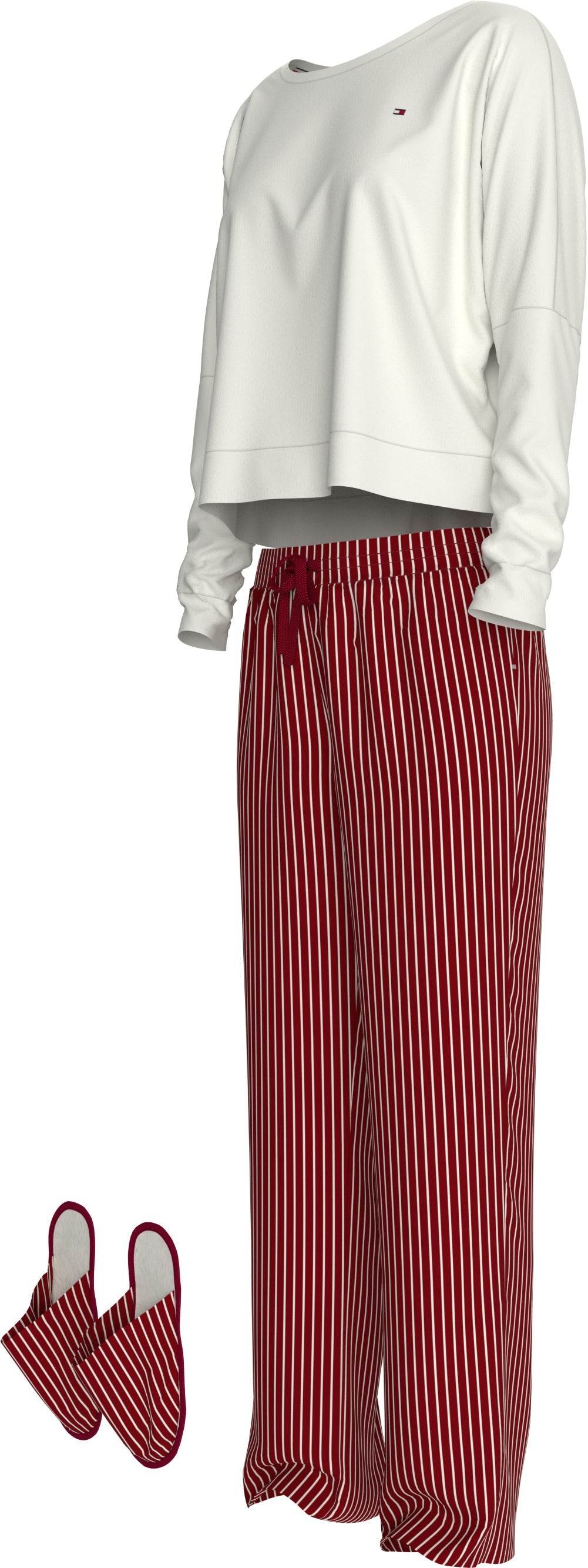 GÁVUERKJA VIÐ NÁTTKLÆÐUM OG INNISKÓM