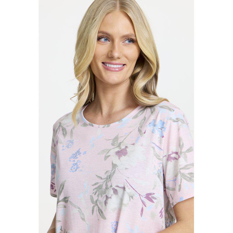 Náttikjóli við rundum hálsi og stuttari ermu