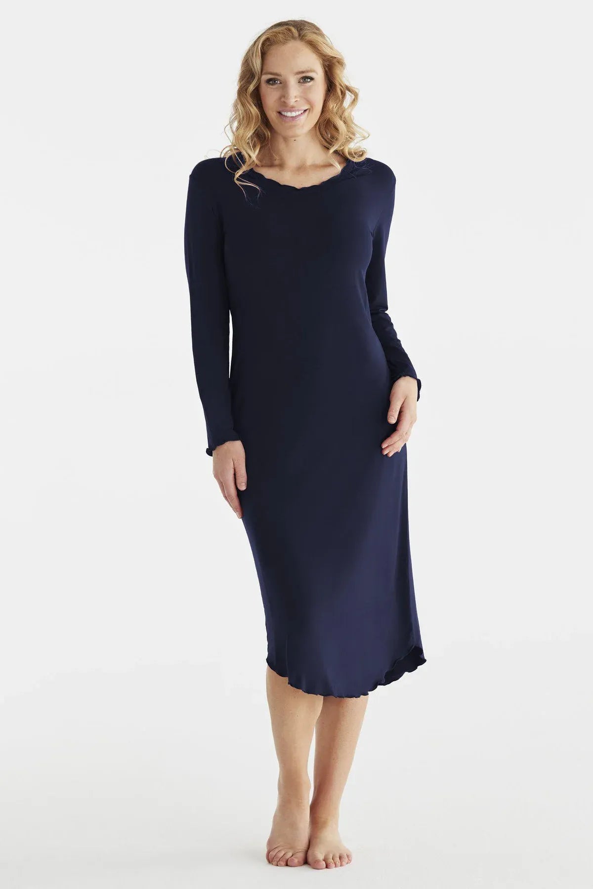 NÁTTIKJÓLI VIÐ LANGARI ERMU 120CM