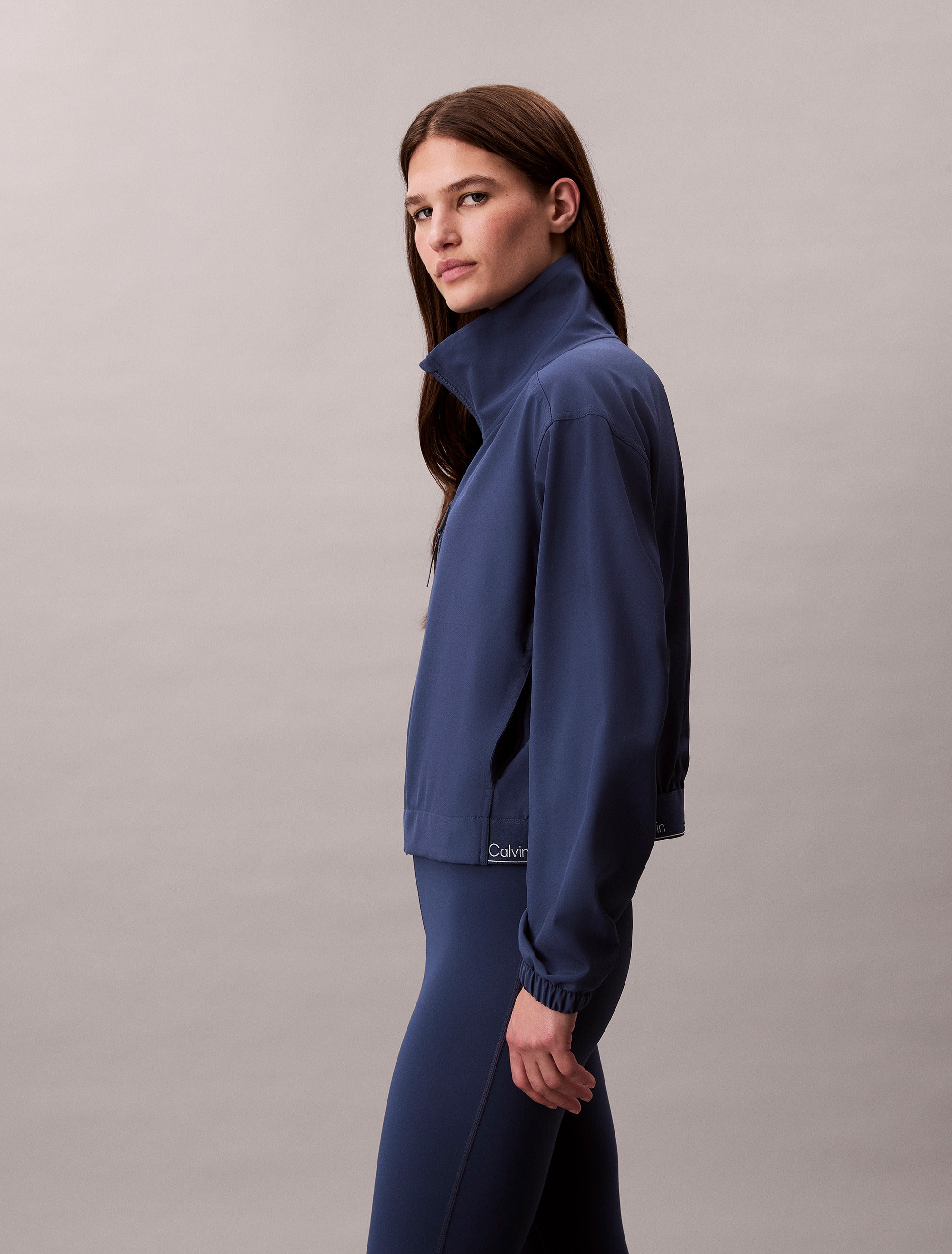 VIND JAKKI PERFORMANCE WEAR