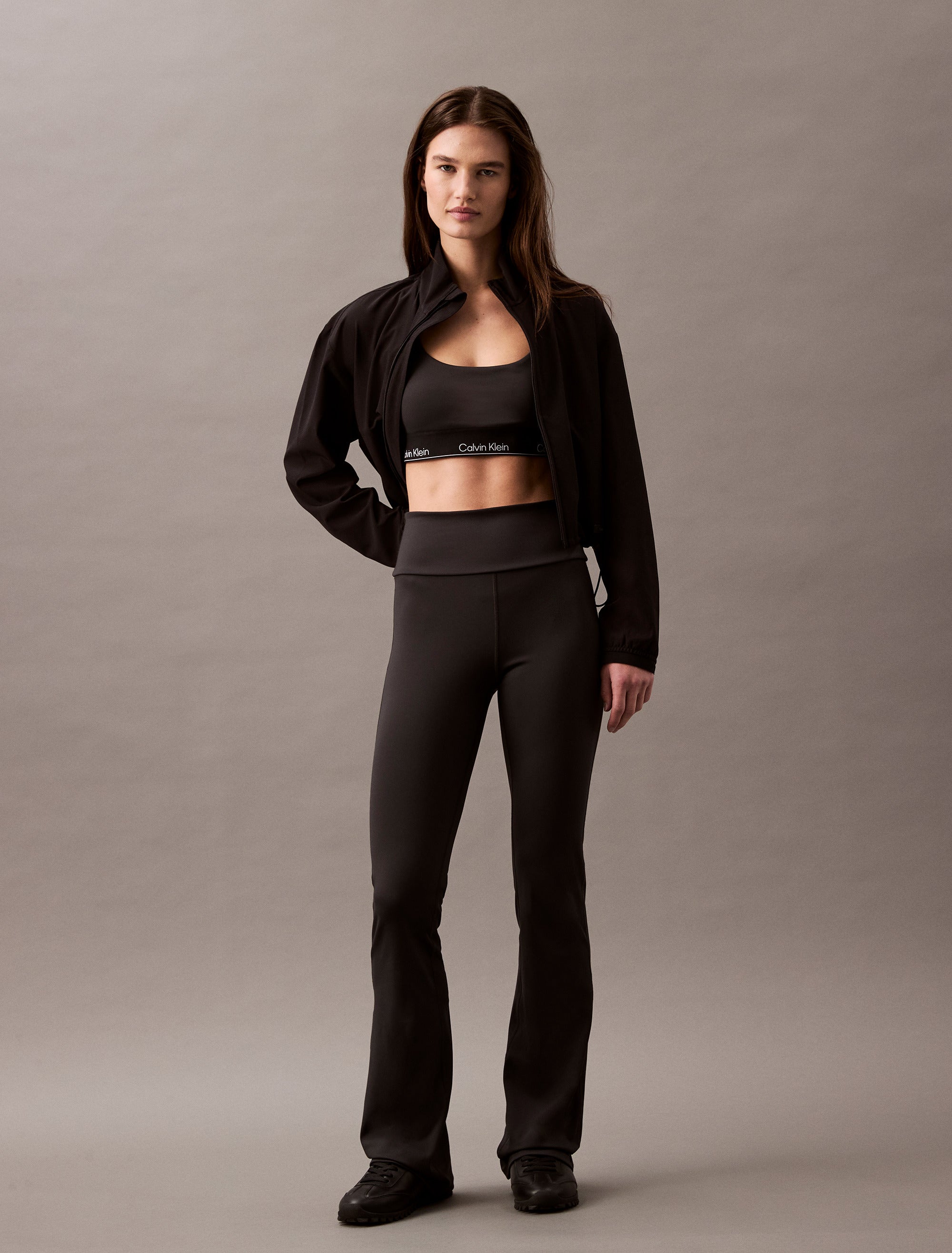 PERFORMANCE WEAR MODERN SPORT FLARE Leggings