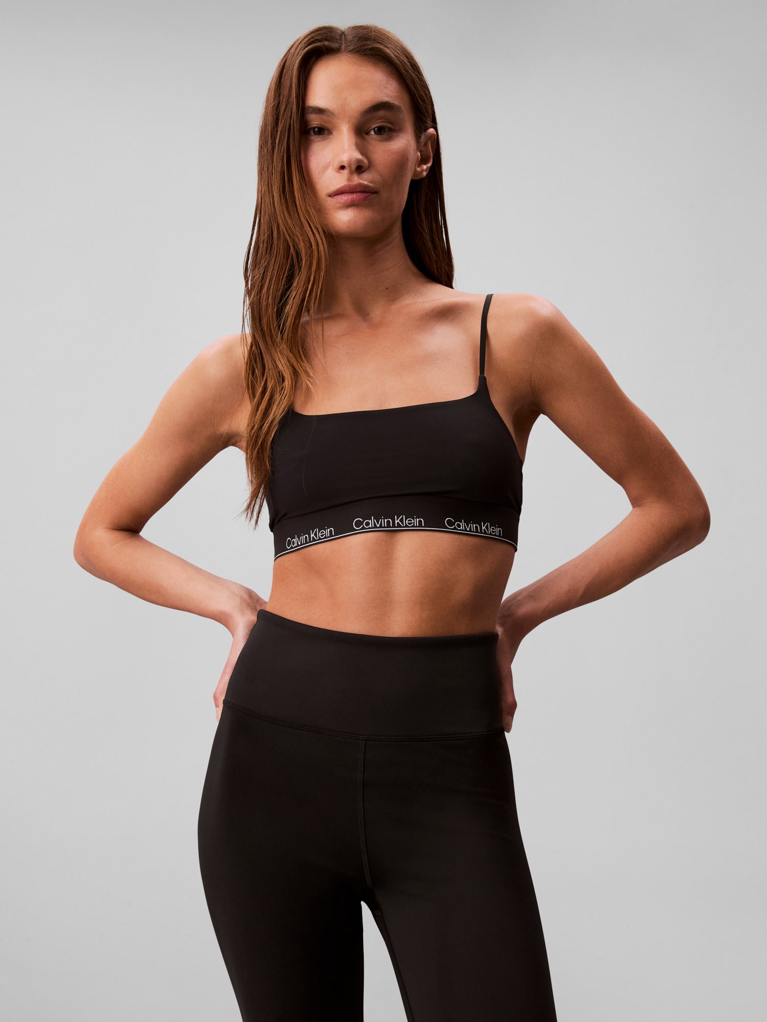 PERFORMANCE WEAR MODERN SPORT FULL LENGTH LEGGIN