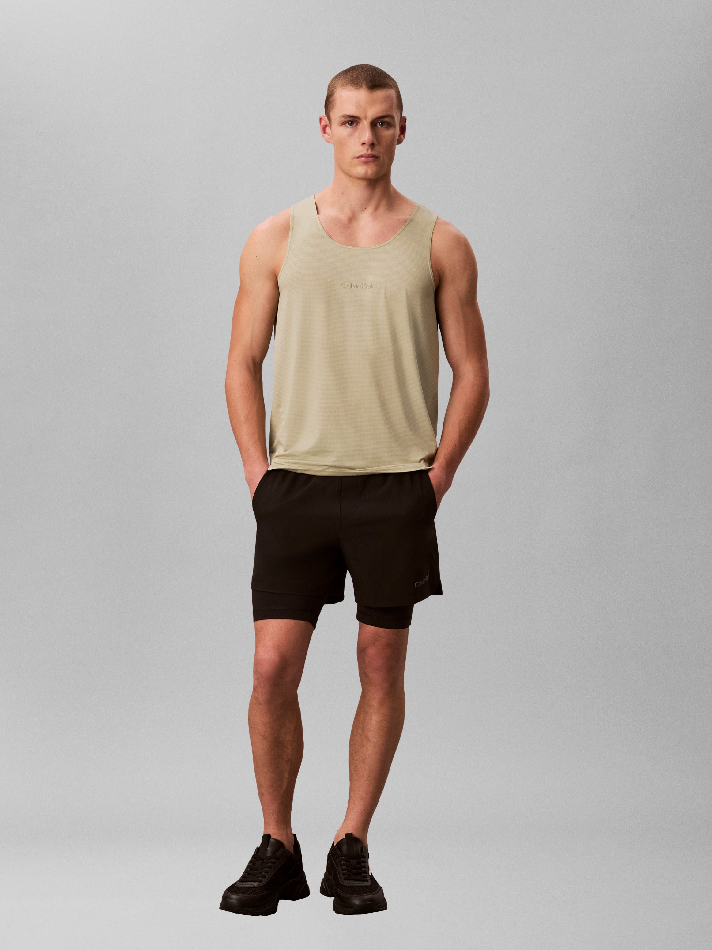 WOVEN 2-IN-1 SHORT