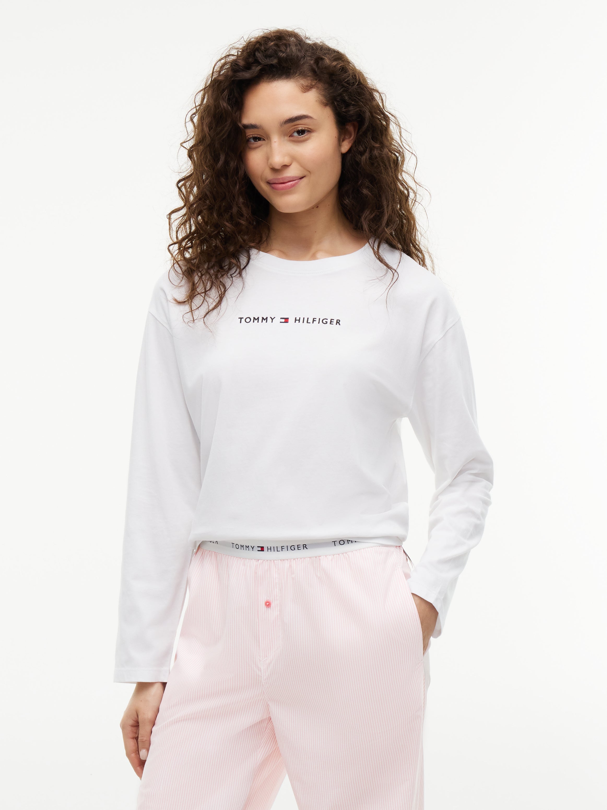 T-SHIRT VIÐ LOGO