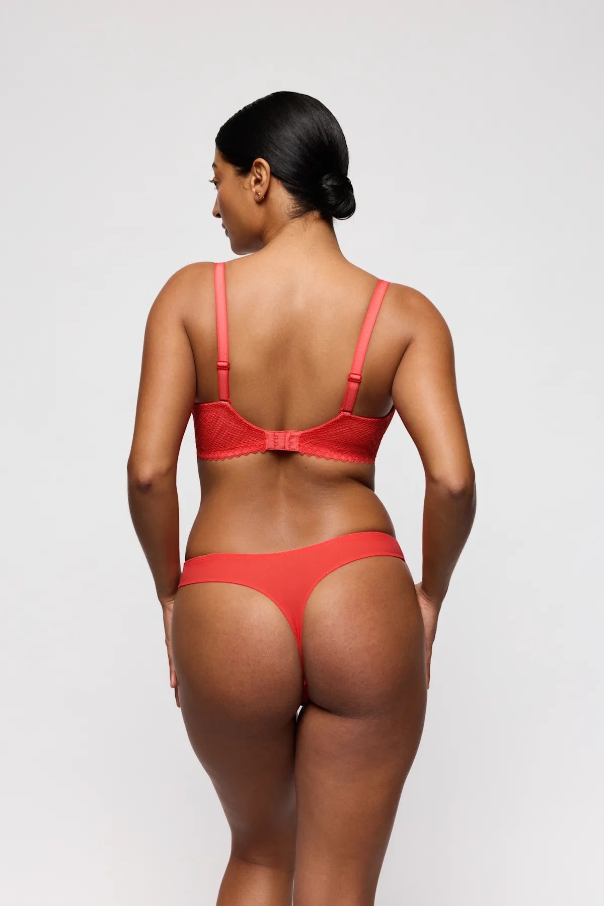 PrimaDonna Twist GRACE BAY thong coral