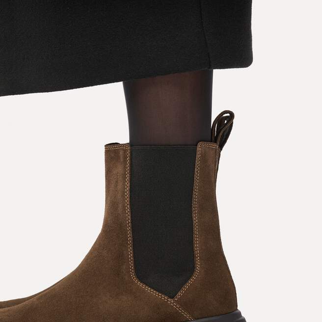 Theda Chelsea Suede Leather