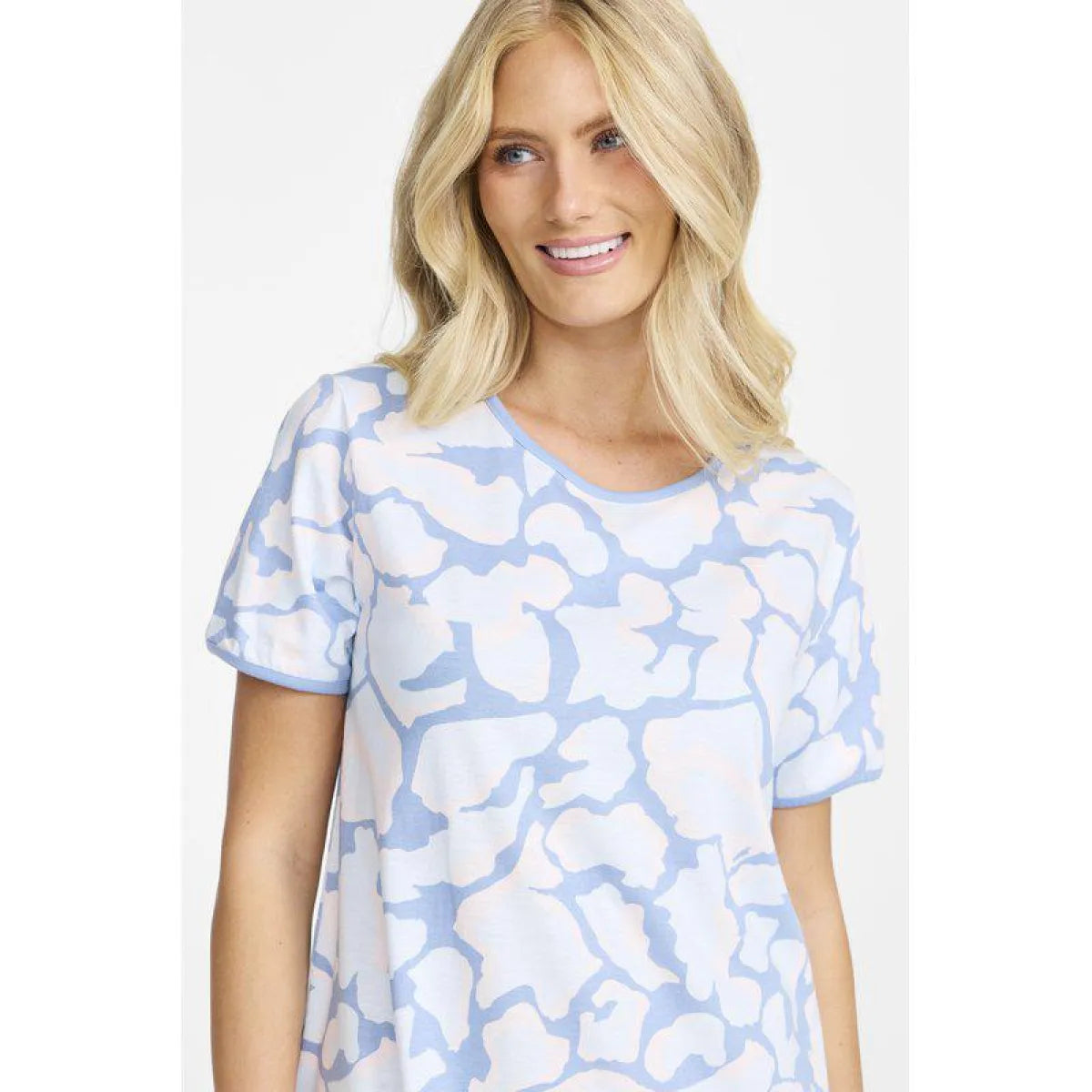 NÁTTKJÓLI VIÐ STUTTARI ERMU (95CM)