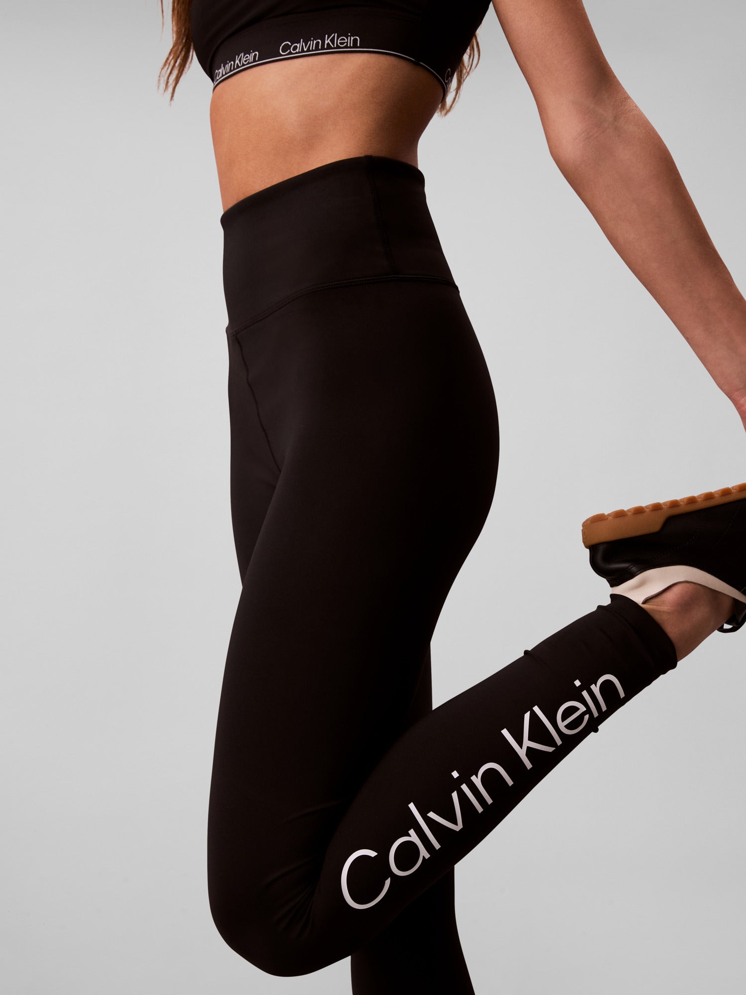 PERFORMANCE WEAR MODERN SPORT  FULL LENGTH LEGGIN