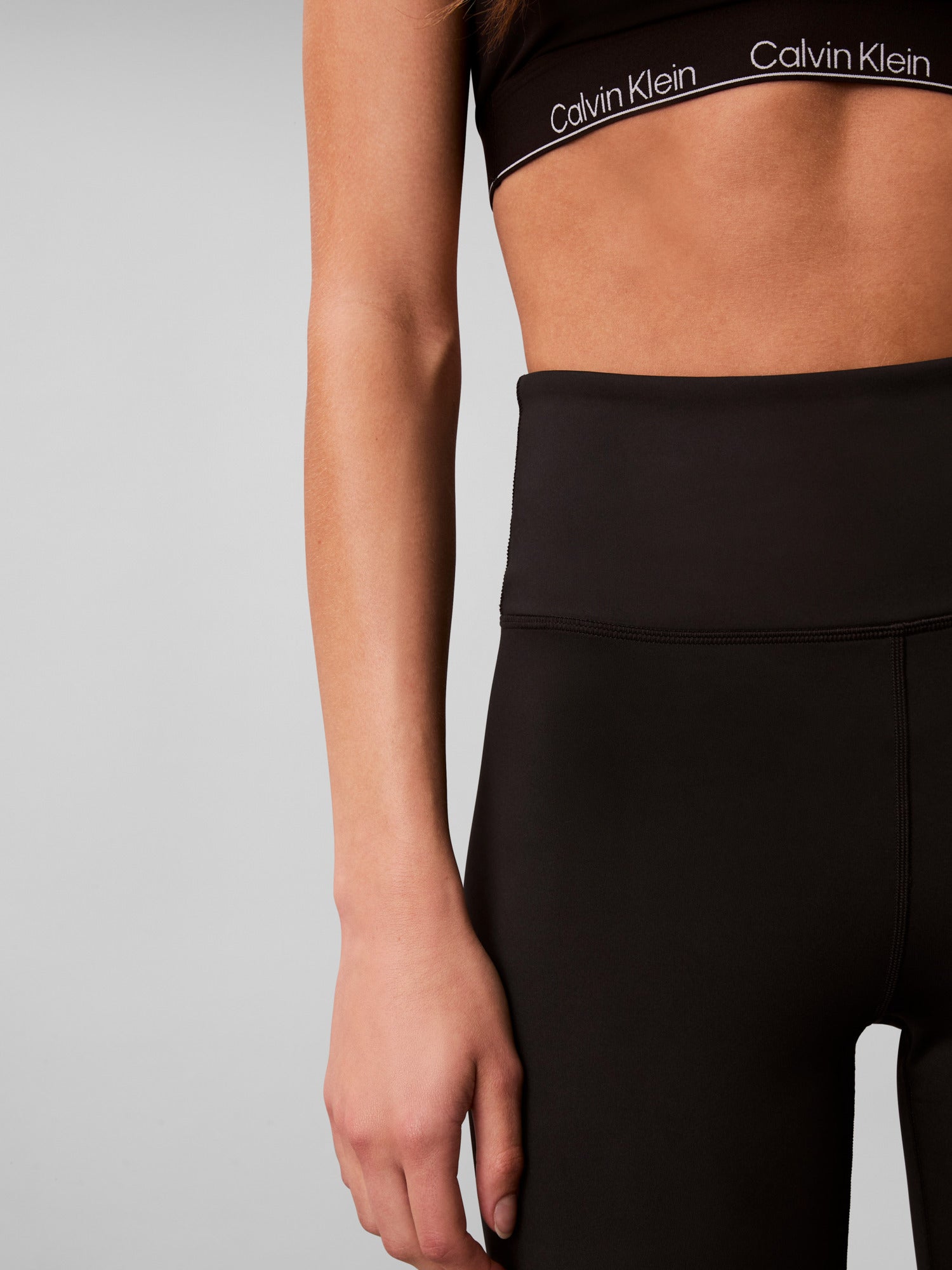 PERFORMANCE WEAR MODERN SPORT  FULL LENGTH LEGGIN