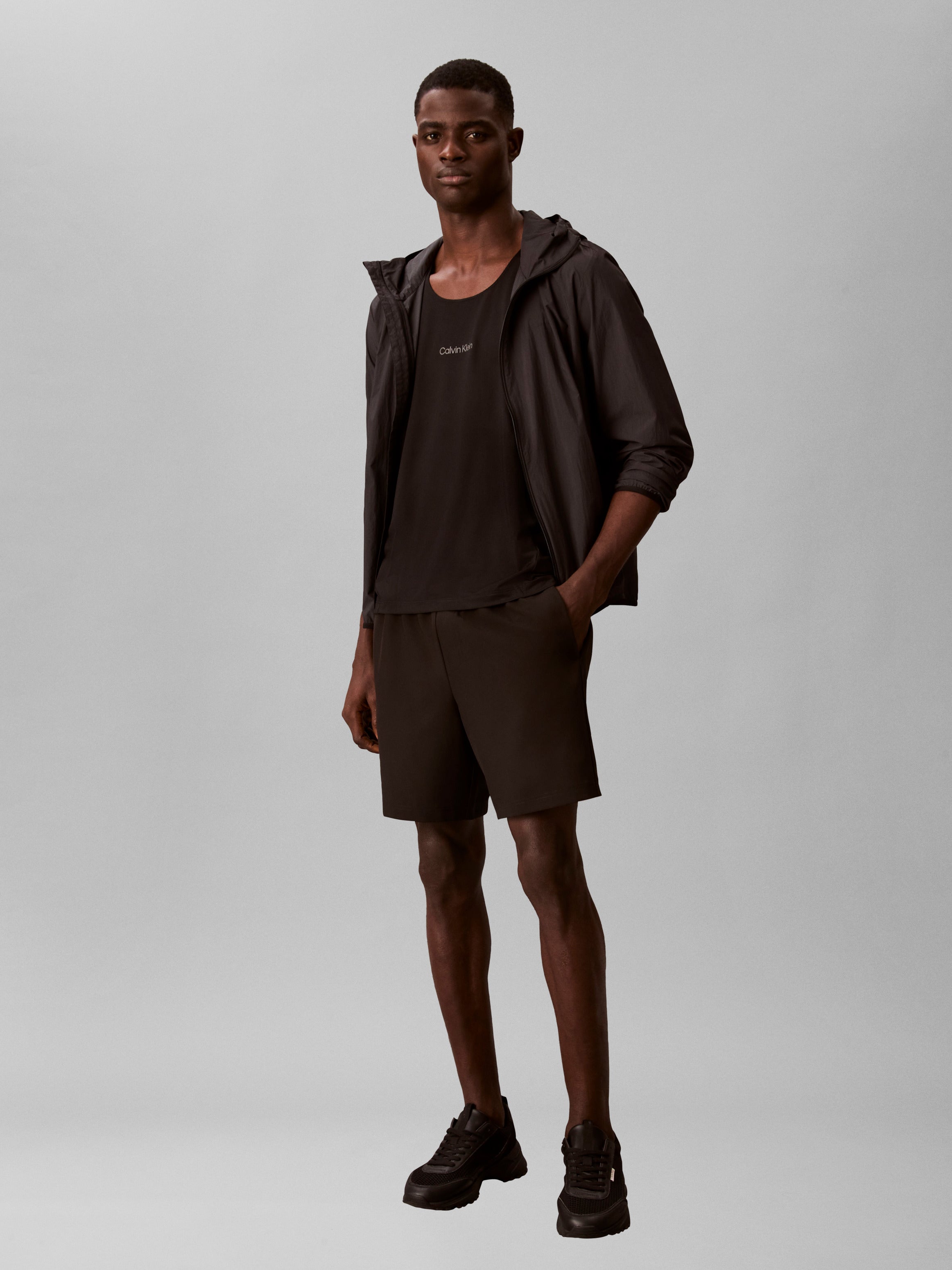 MESH PERFORMANCE TANK