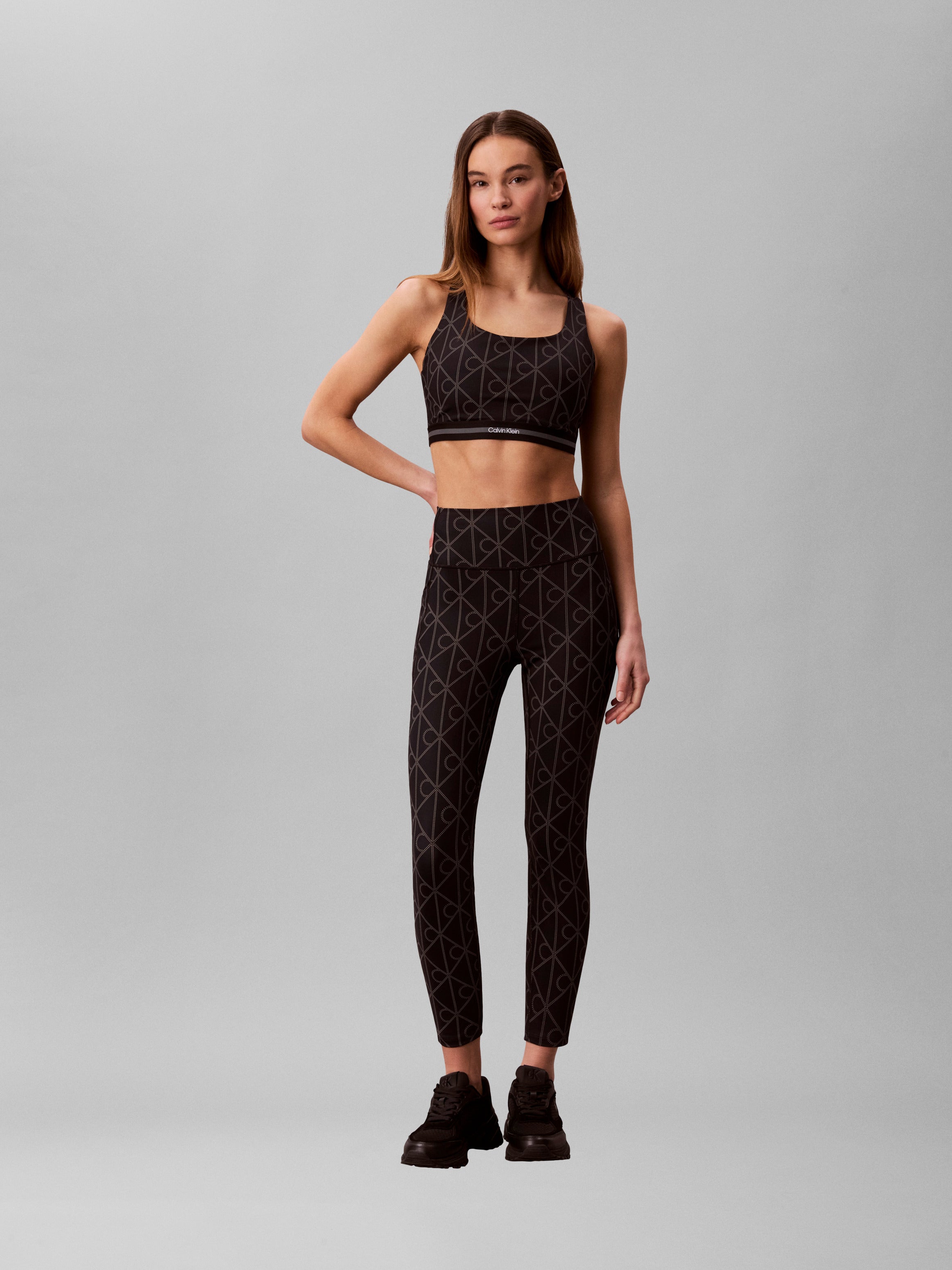Icon Sport Medium Support TOPPUR