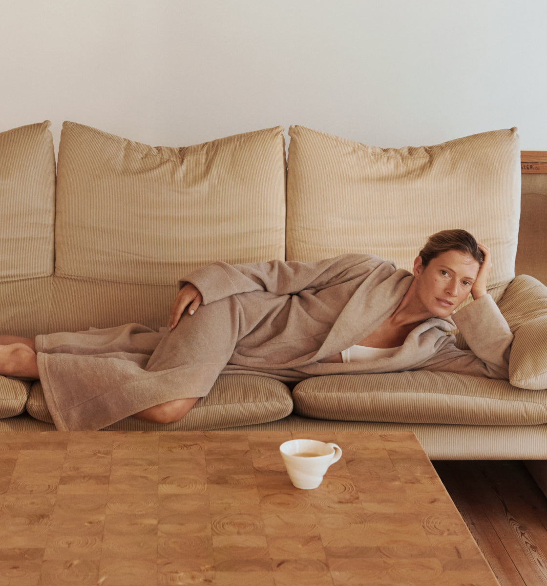 Bathrobe, Mount Everest