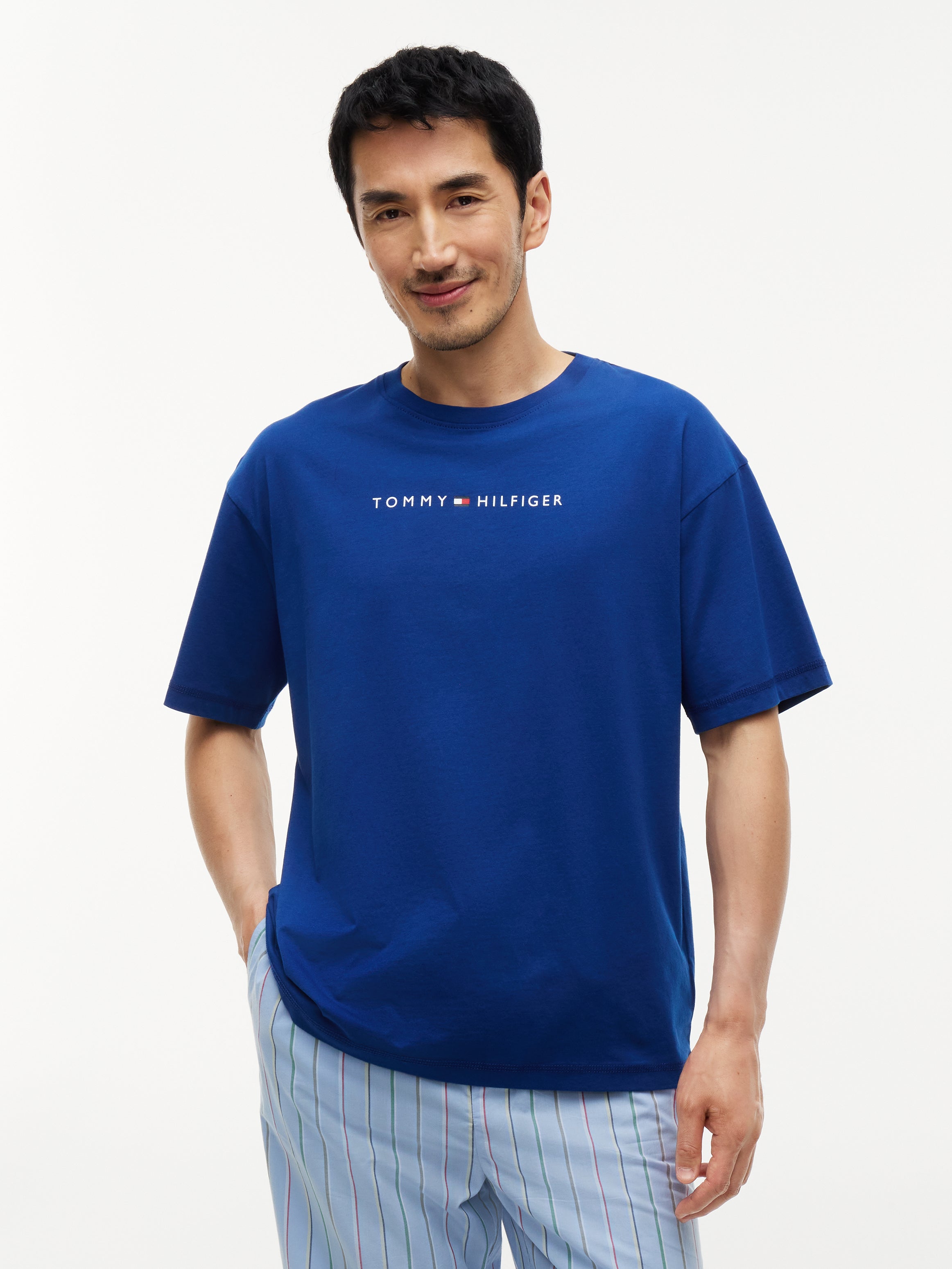 TOMMY HILGIGER T-SHIRT VIÐ LOGO