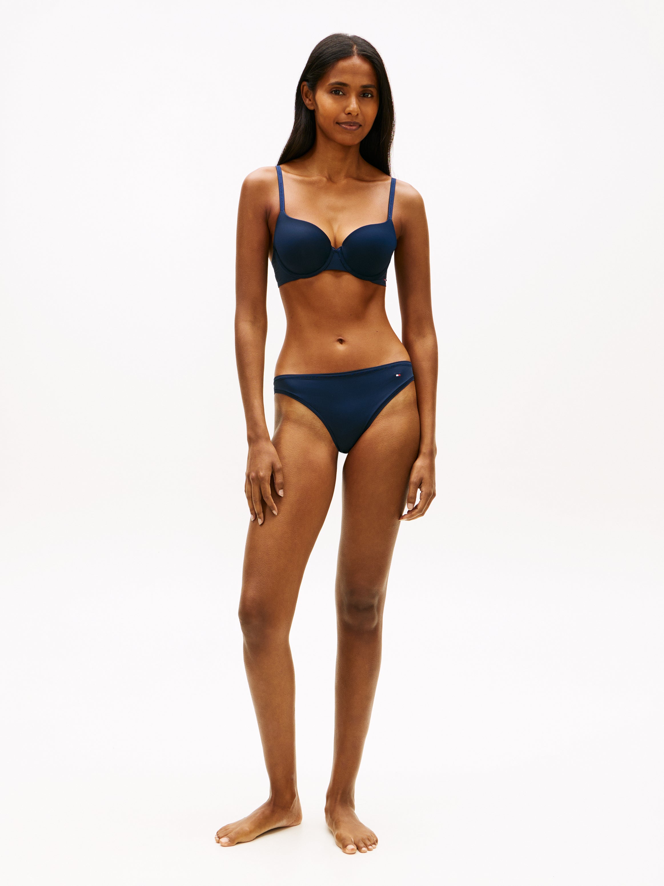 TH. DEMI BRA