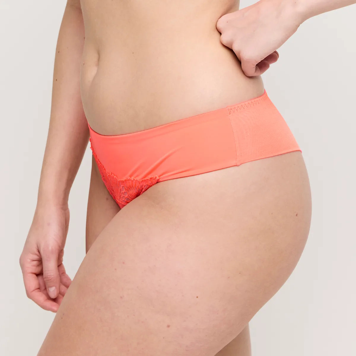 PrimaDonna SOPHORA thong bois de rose